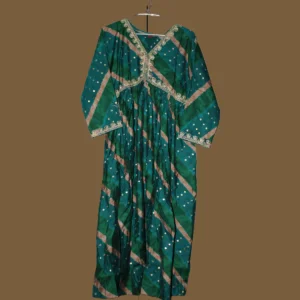 Aliya Cut with Nayra Cut Green